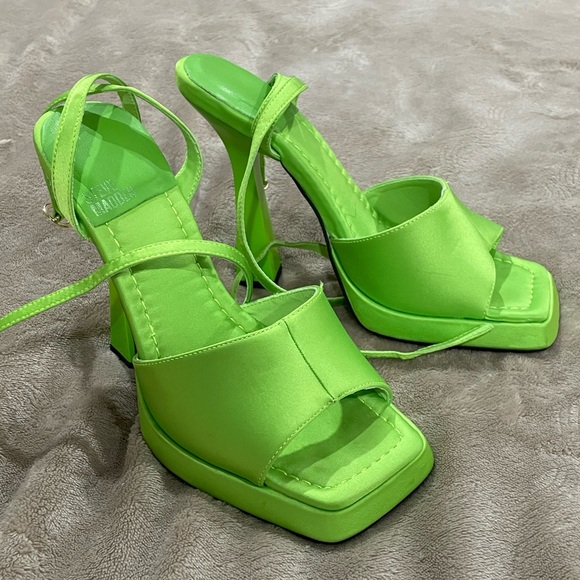 Steve Madden Heels - Picture 9 of 11